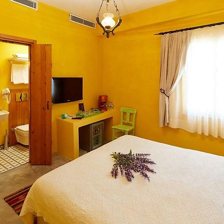 Aya Yorgi Evleri Hotel Bozcaada Exterior foto